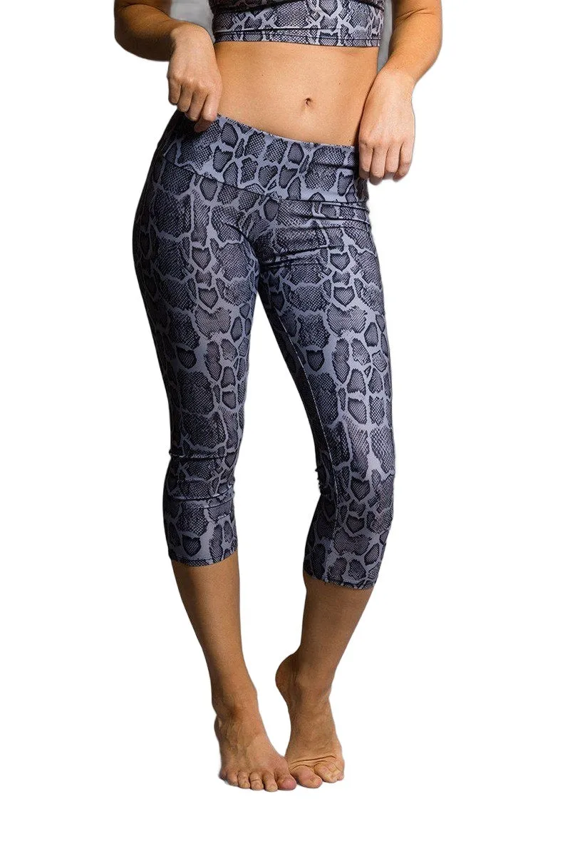 Last Chance Onzie Hot Yoga Capri 202