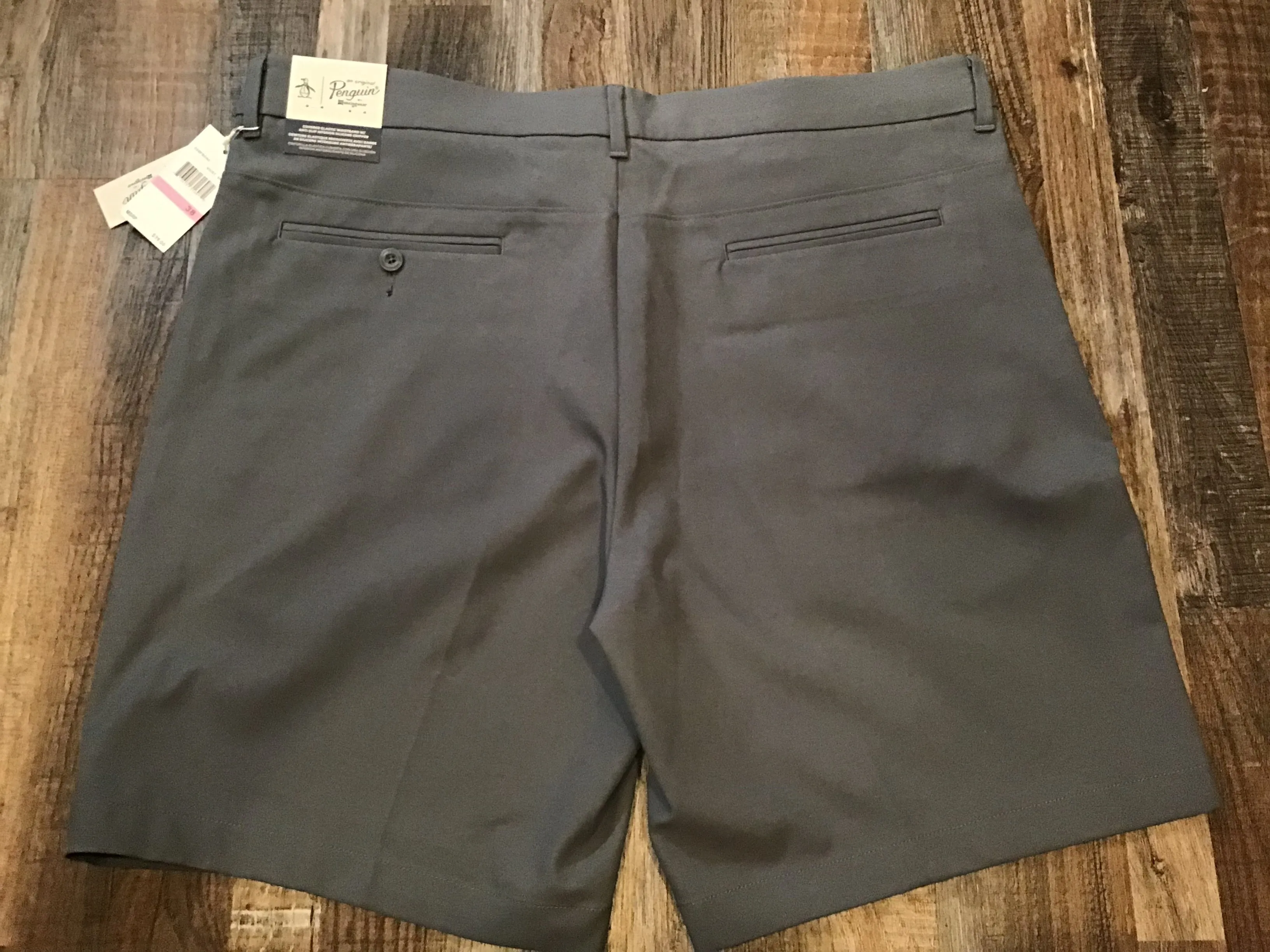 Penguin Moisture Wicking Stretch Mens Grey Shorts Size 38 Retails $79 Golf