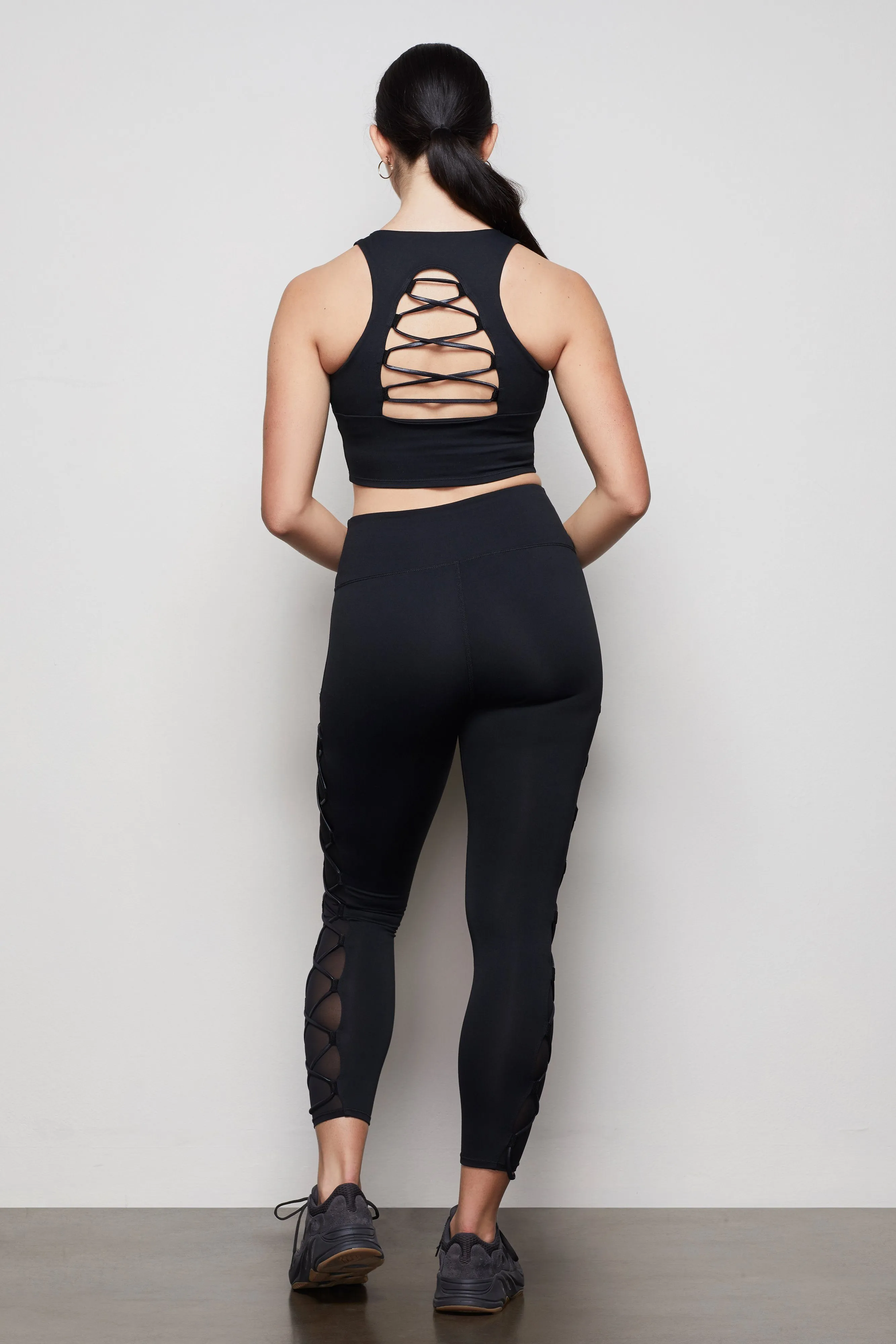 THE CRISS CROSS CROP TOP | BLACK001