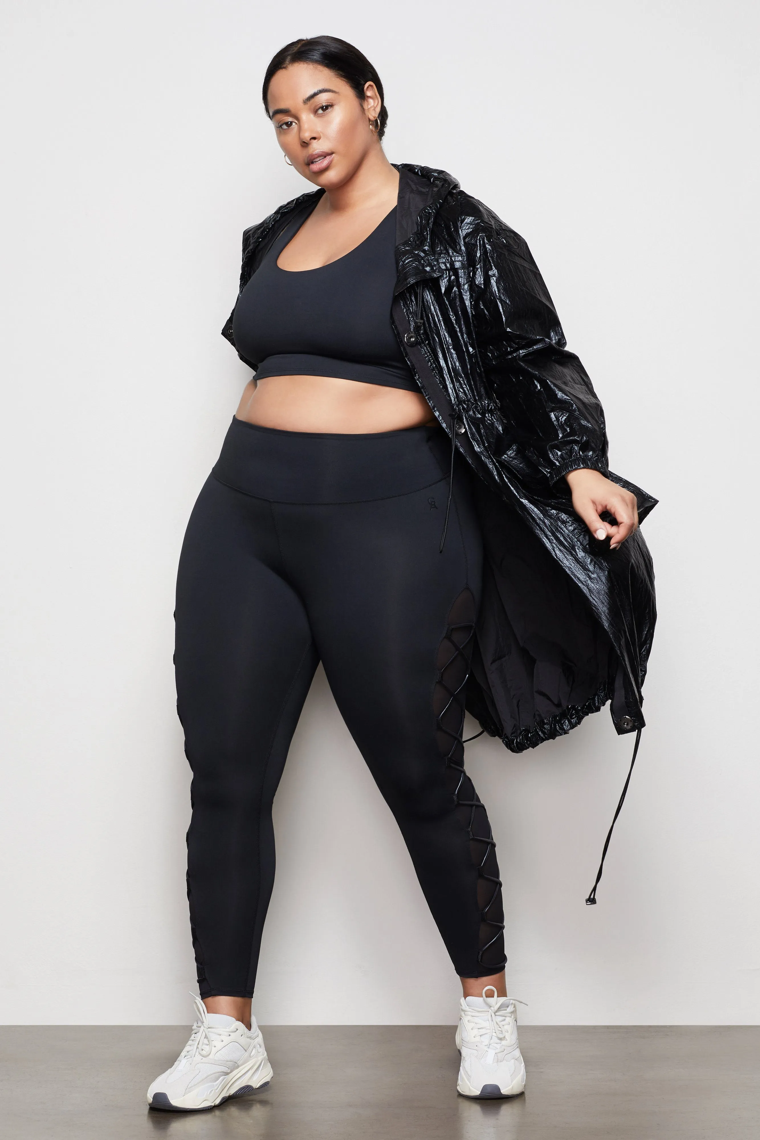 THE CRISS CROSS CROP TOP | BLACK001