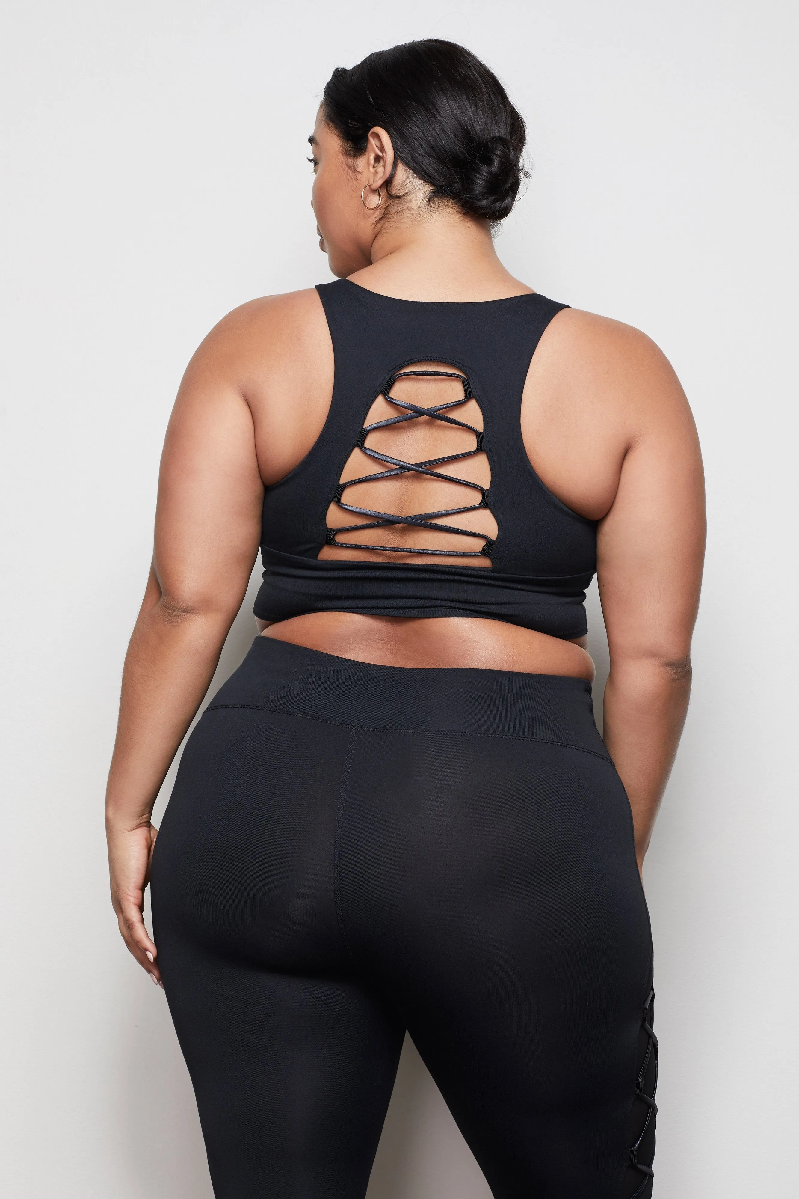 THE CRISS CROSS CROP TOP | BLACK001